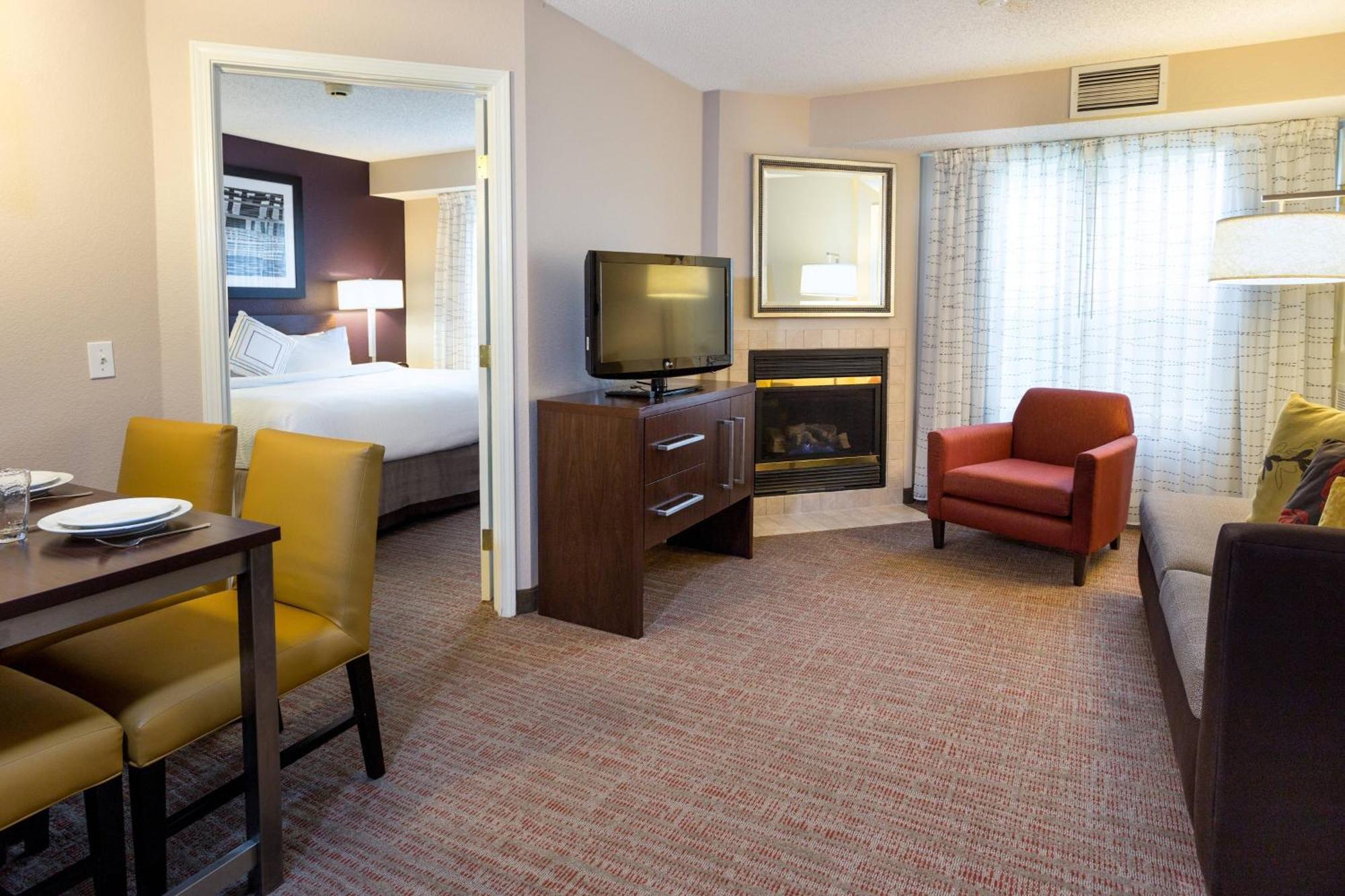 Residence Inn By Marriott Форт Коллинс Экстерьер фото